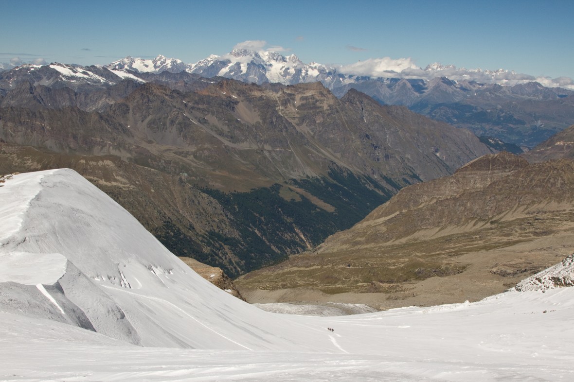Gran_Paradiso_sep13_040_vedere spre Mont Blanc